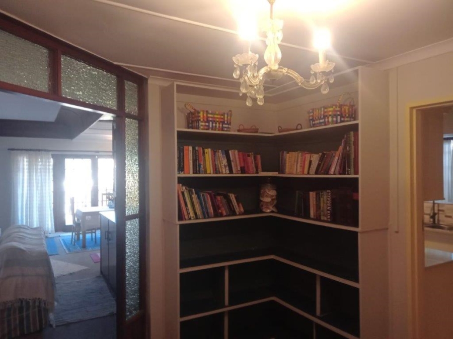4 Bedroom Property for Sale in Paradise Beach Eastern Cape